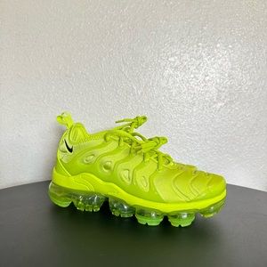 nike vapormax plus volt green